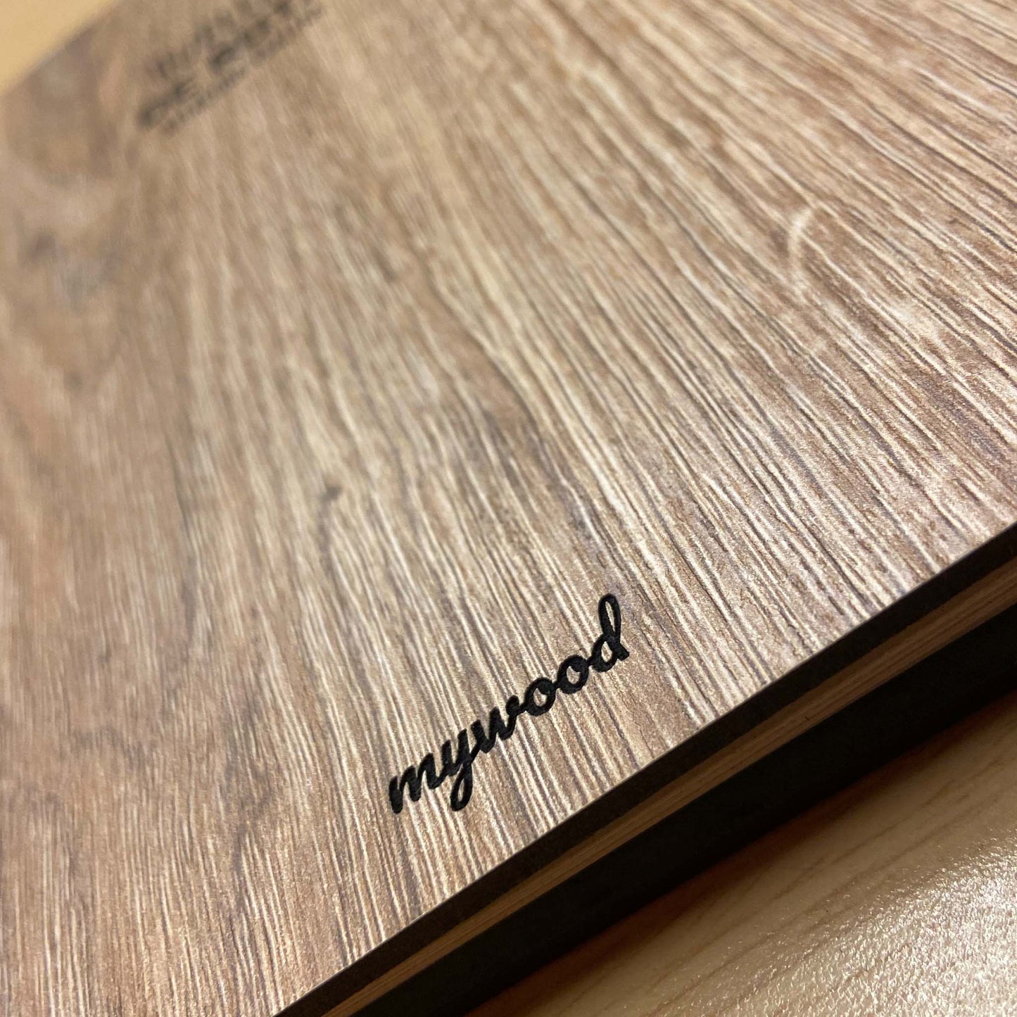 Bitácora en madera Huellas de Ruta