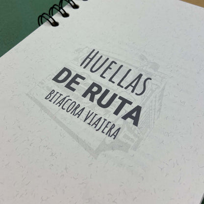 Bitácora en madera Huellas de Ruta